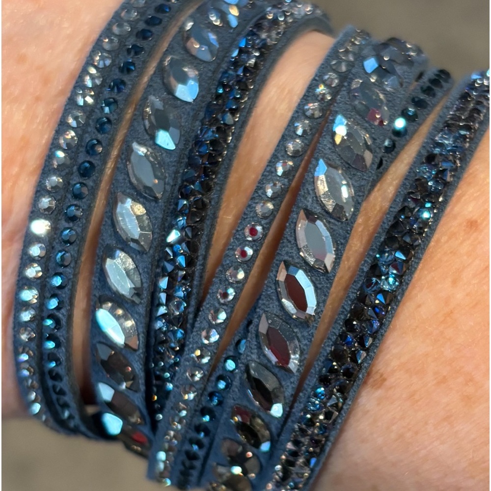 Swarovski slake bracelet, dark blue
